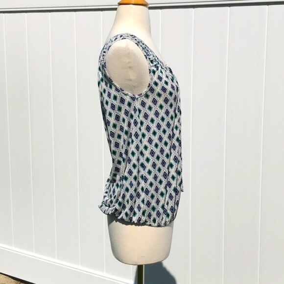 Max Studio White/Black/Blue Green Print Smocked Neckline Tank Top Size Medium - Picture 5 of 16